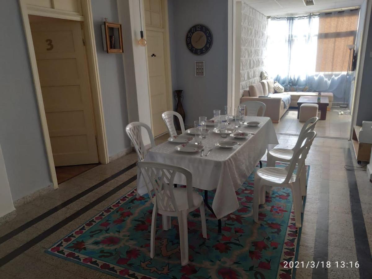 Huge Apartment Near To Bahai Garden ハイファ エクステリア 写真